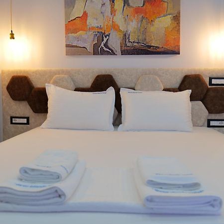 3 Islands 2 Hotel Εξαμίλιο Εξωτερικό φωτογραφία