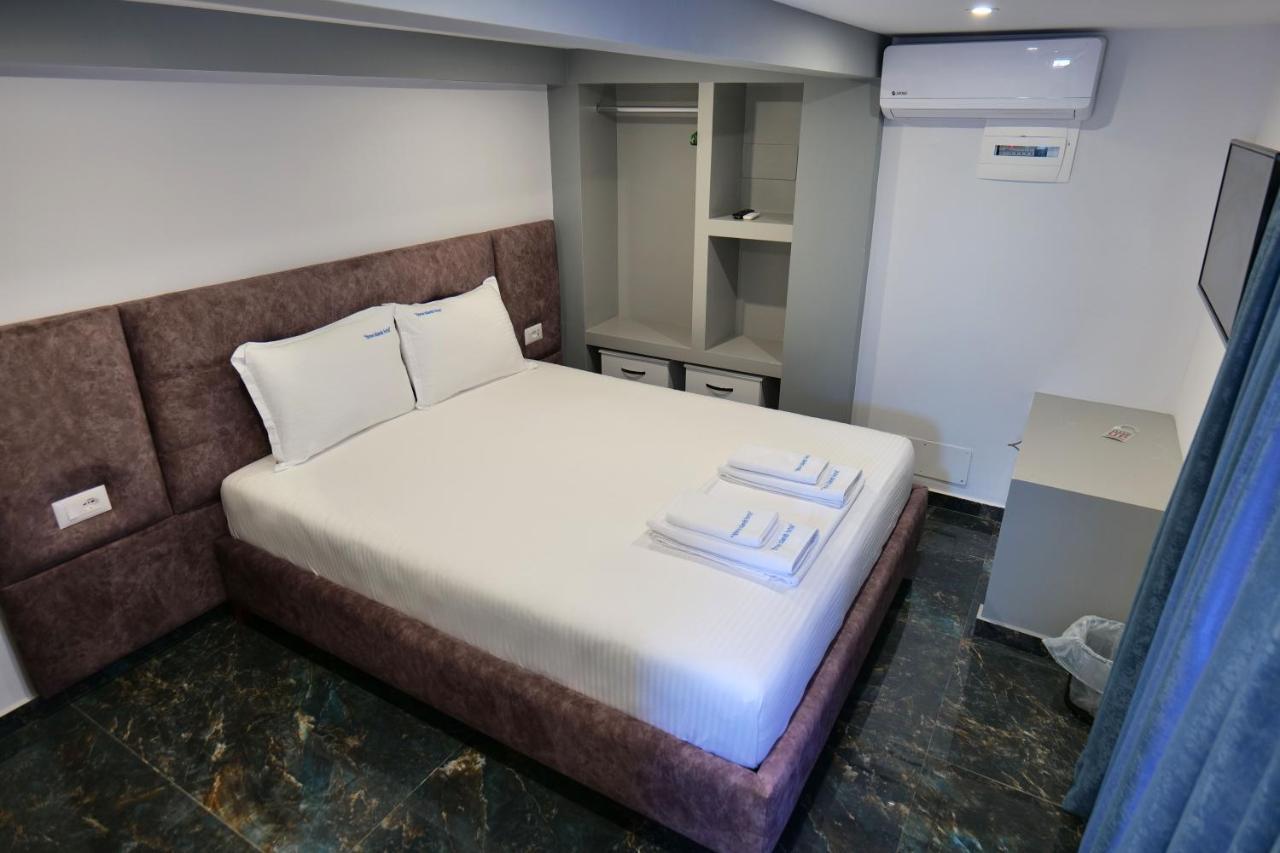 3 Islands 2 Hotel Εξαμίλιο Εξωτερικό φωτογραφία