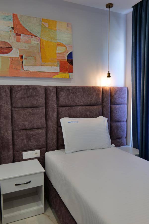 3 Islands 2 Hotel Εξαμίλιο Εξωτερικό φωτογραφία