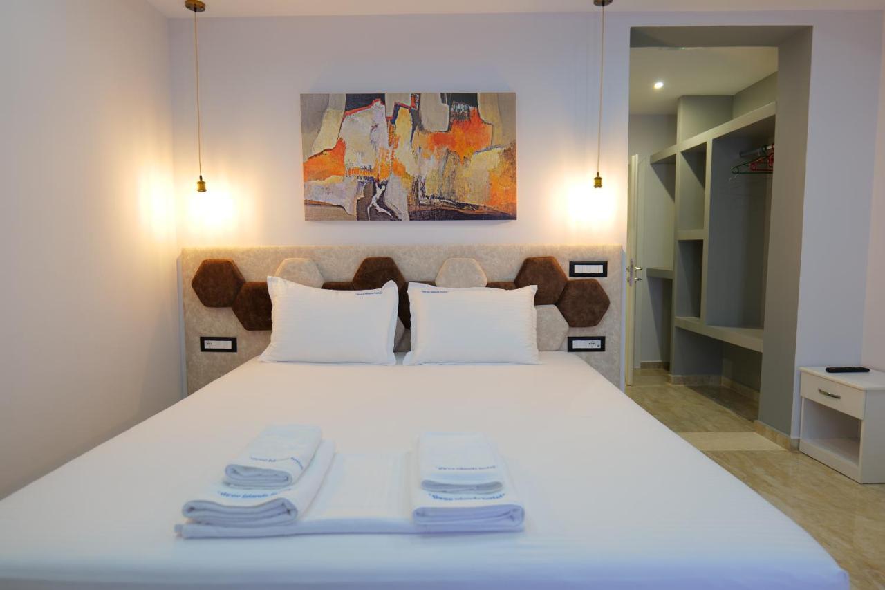 3 Islands 2 Hotel Εξαμίλιο Εξωτερικό φωτογραφία